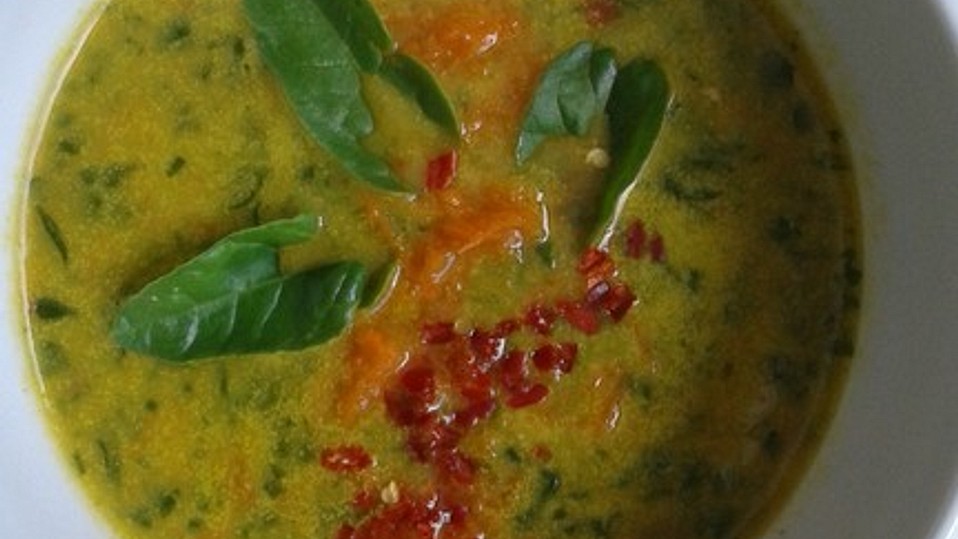 Kokos - Möhren - Spinat - Suppe von Kochpitti