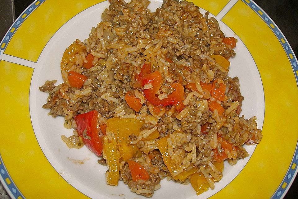 Hackfleischpfanne mit Paprika und Reis