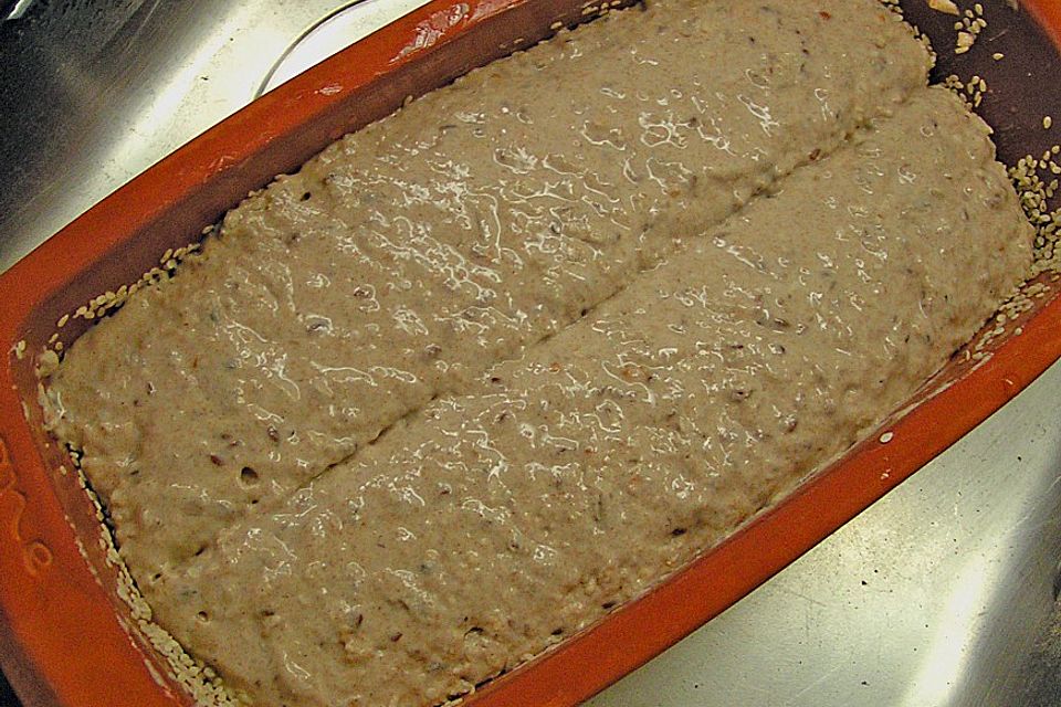 Mein Roggensauerteigbrot mit Sesamkruste