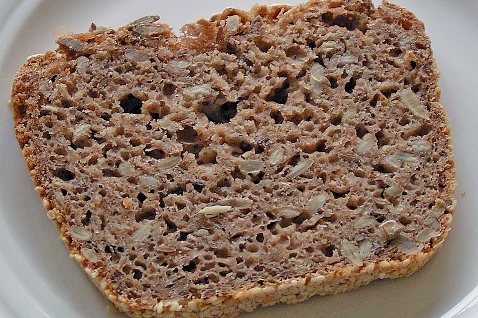 Mein Roggensauerteigbrot mit Sesamkruste