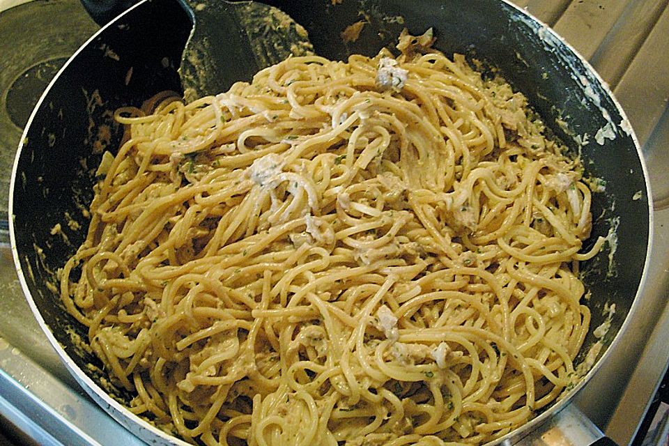 Spaghetti in Sahnesoße á la Steffi