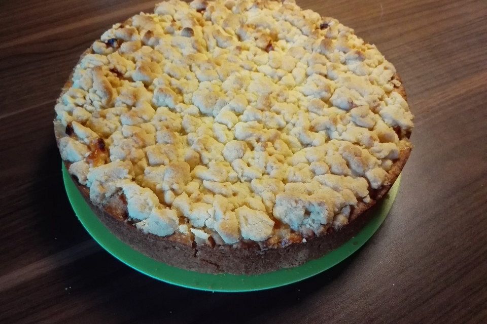 Apfelkuchen mit Streuseln