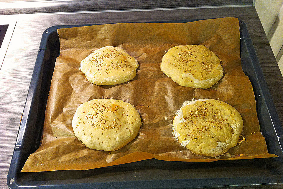 Pita - Brot mit Sesam