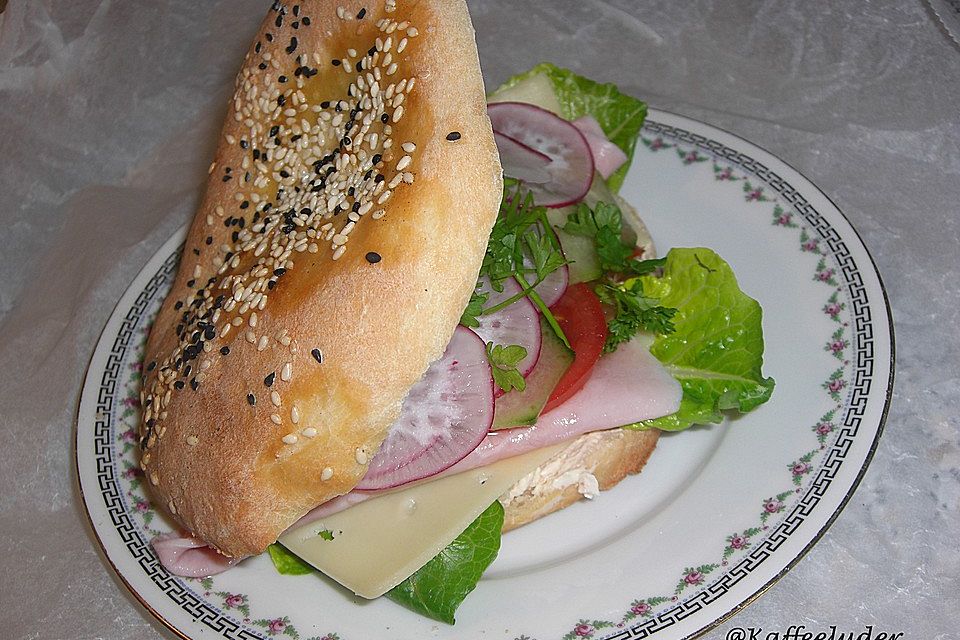 Pita - Brot mit Sesam