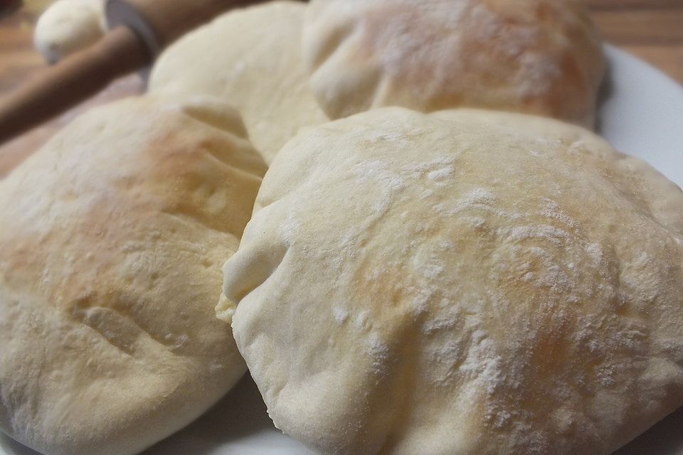 Pita - Brot mit Sesam