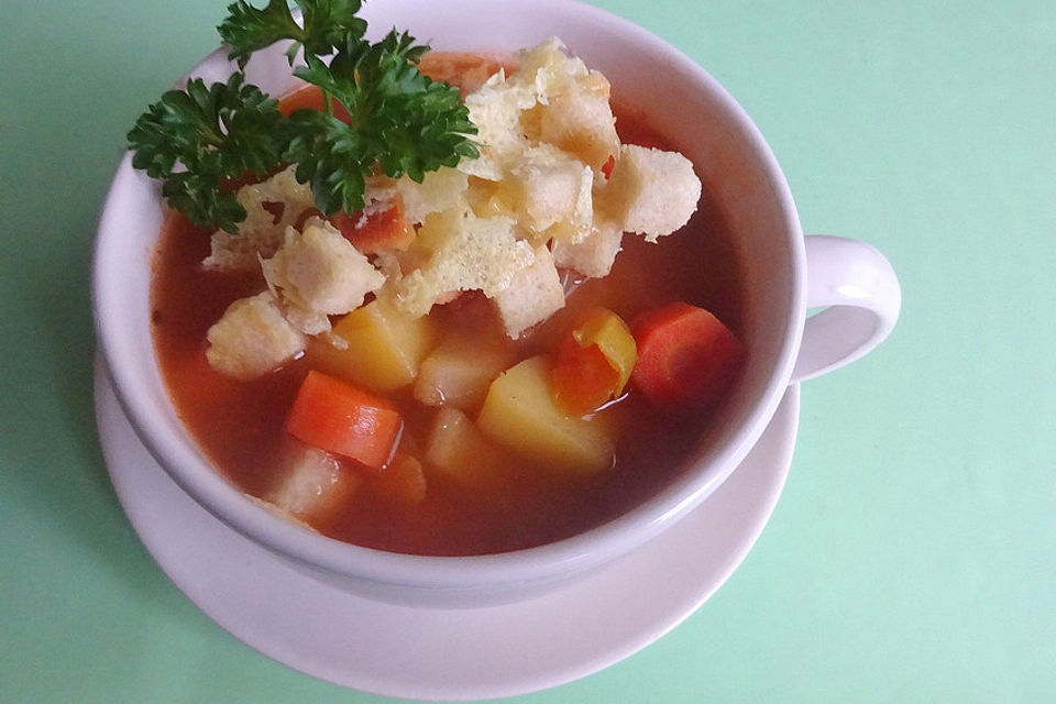 Schwäbische Wurzelgemüsesuppe