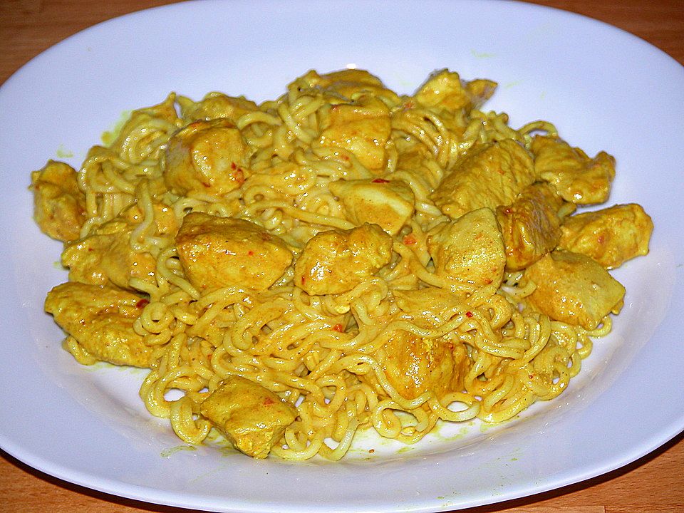 Mie-Nudeln mit Hähnchen-Currysauce von winterwonne| Chefkoch