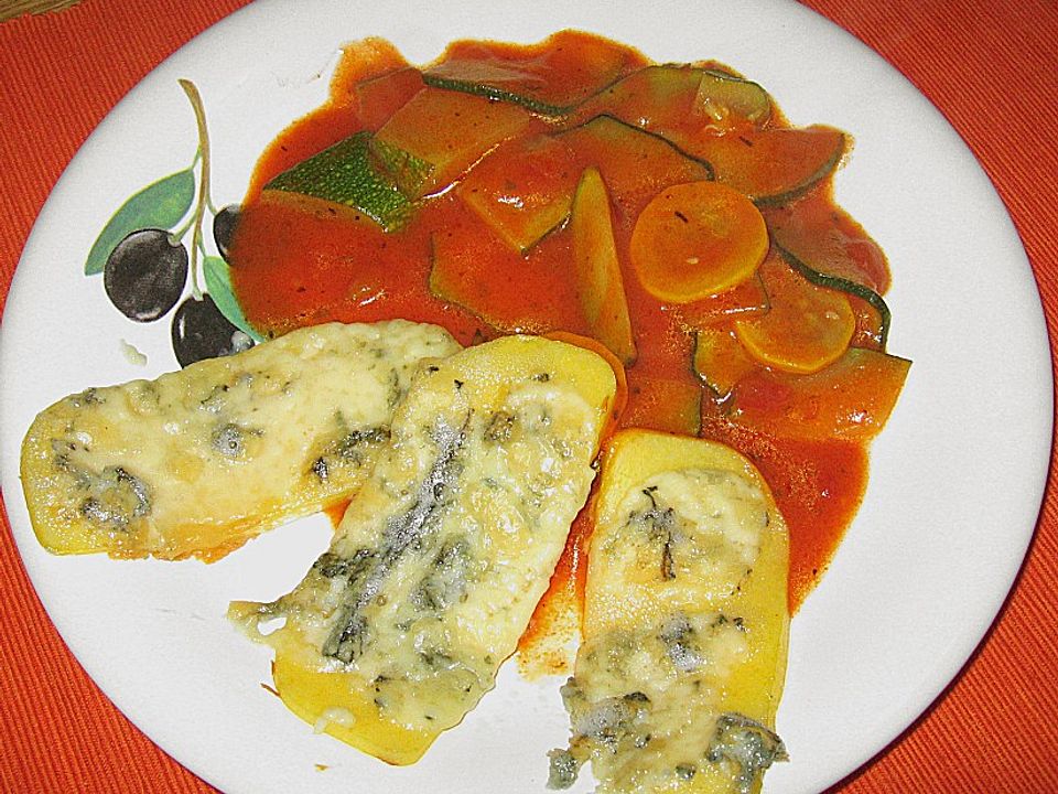 Polentaschnitten mit Zucchini - Tomatensauce von steffi180581| Chefkoch