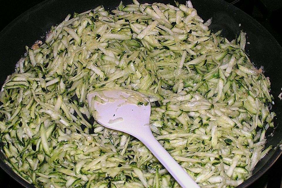 Pasta mit Zucchini