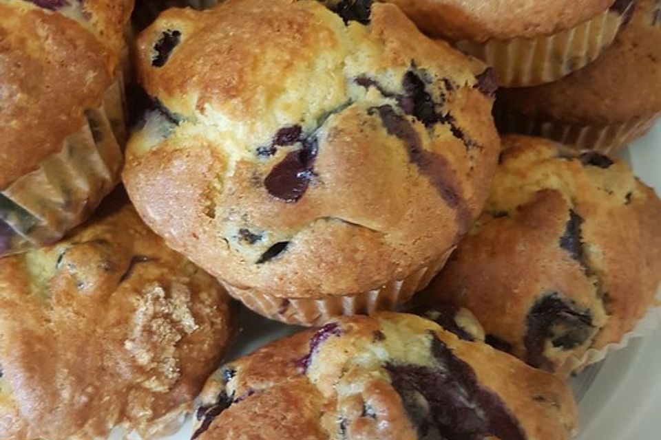 Mile high Blueberry Muffins