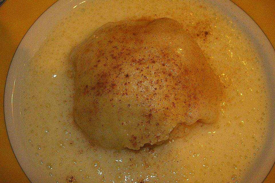 Dampfnudeln mit Vanillesoße