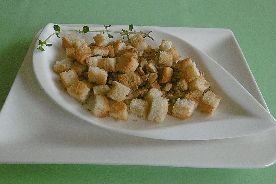 Nuss - Croutons