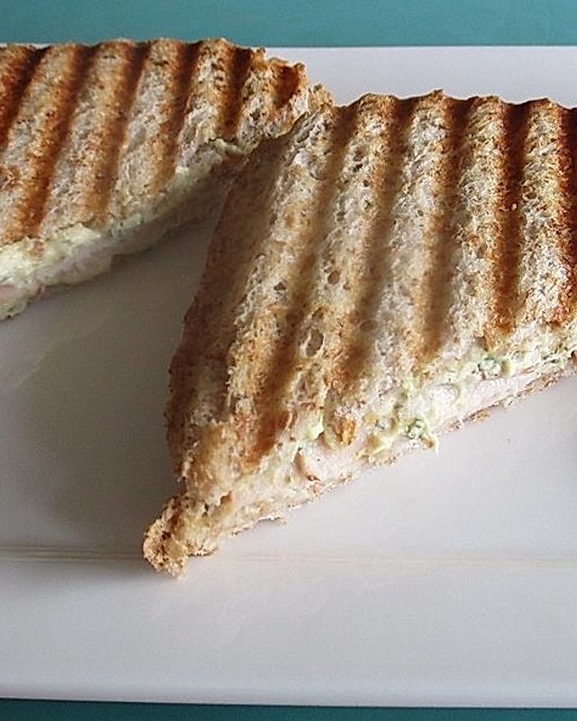 Wurst - Käse Sandwich