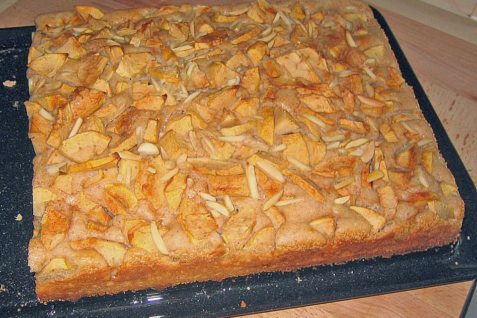 Apfel - Buttermilch - Kuchen