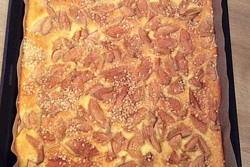 Apfel - Buttermilch - Kuchen