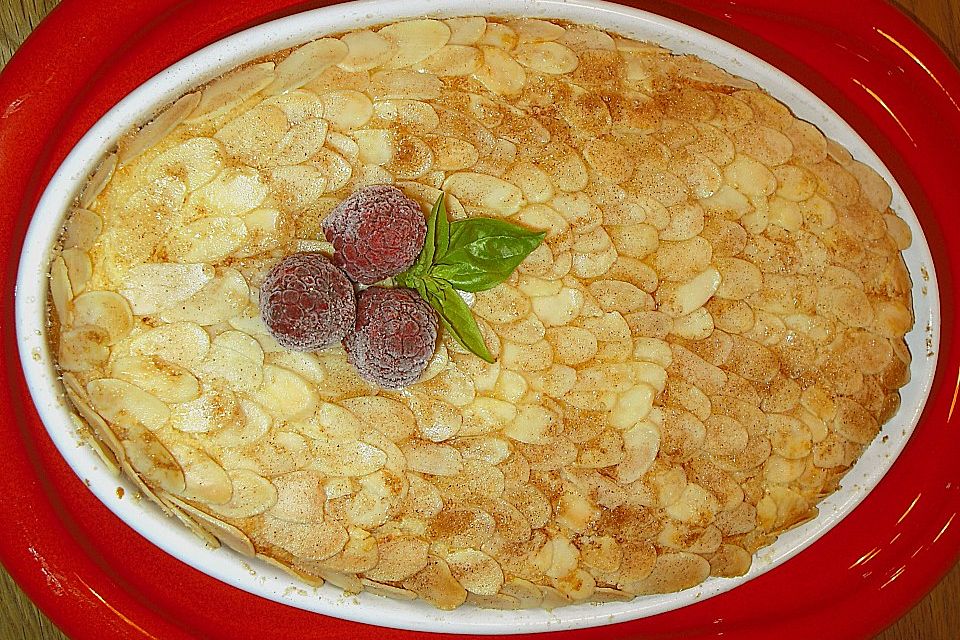 Grießauflauf mit Kirschen