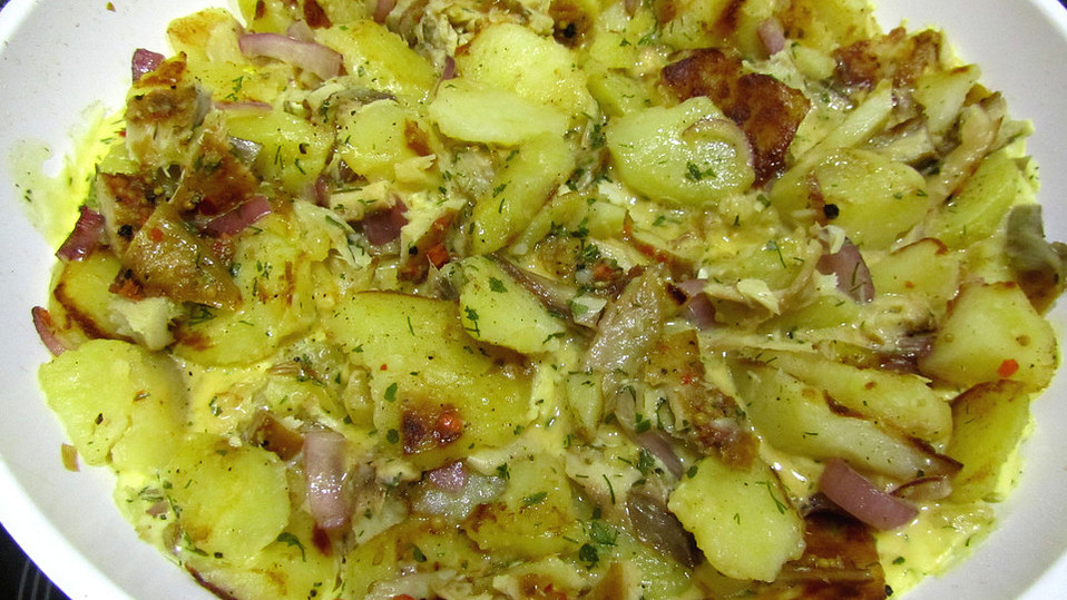 Kartoffel-Omelette mit geräucherter Forelle von Hani