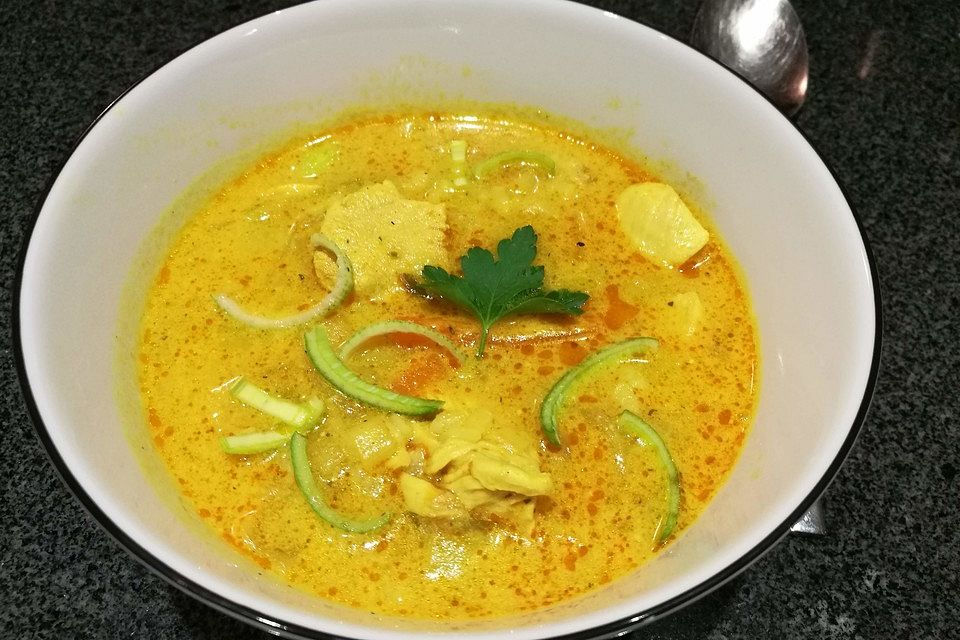 Asia - Curry - Suppe