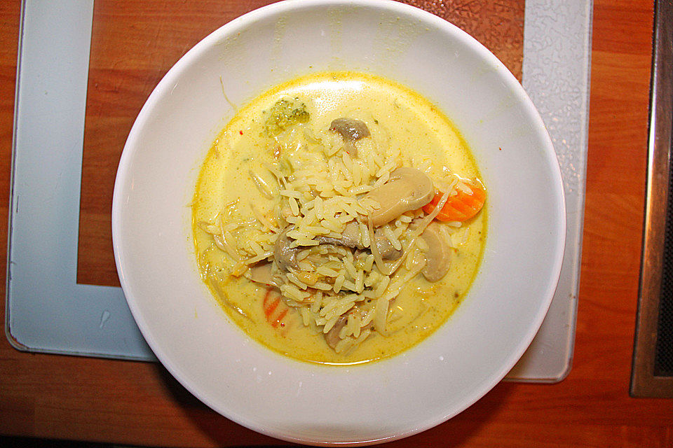 Asia - Curry - Suppe