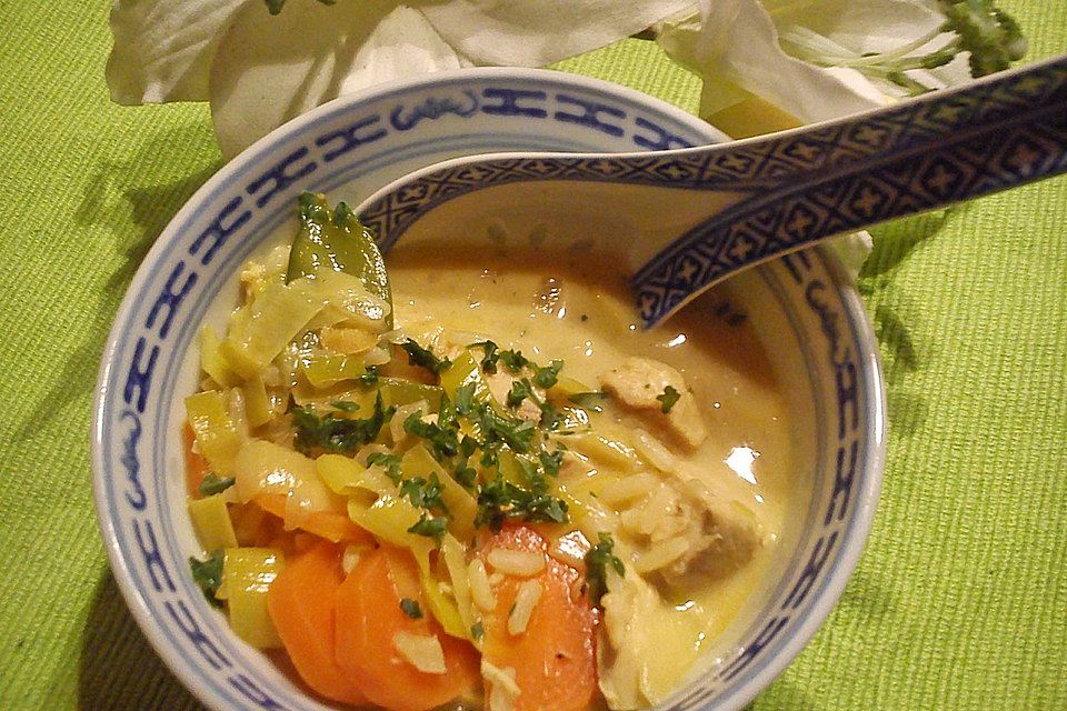 Asia - Curry - Suppe