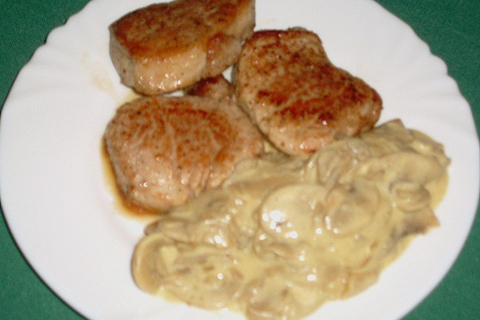 Schweinefilet mit Senf - Champignons