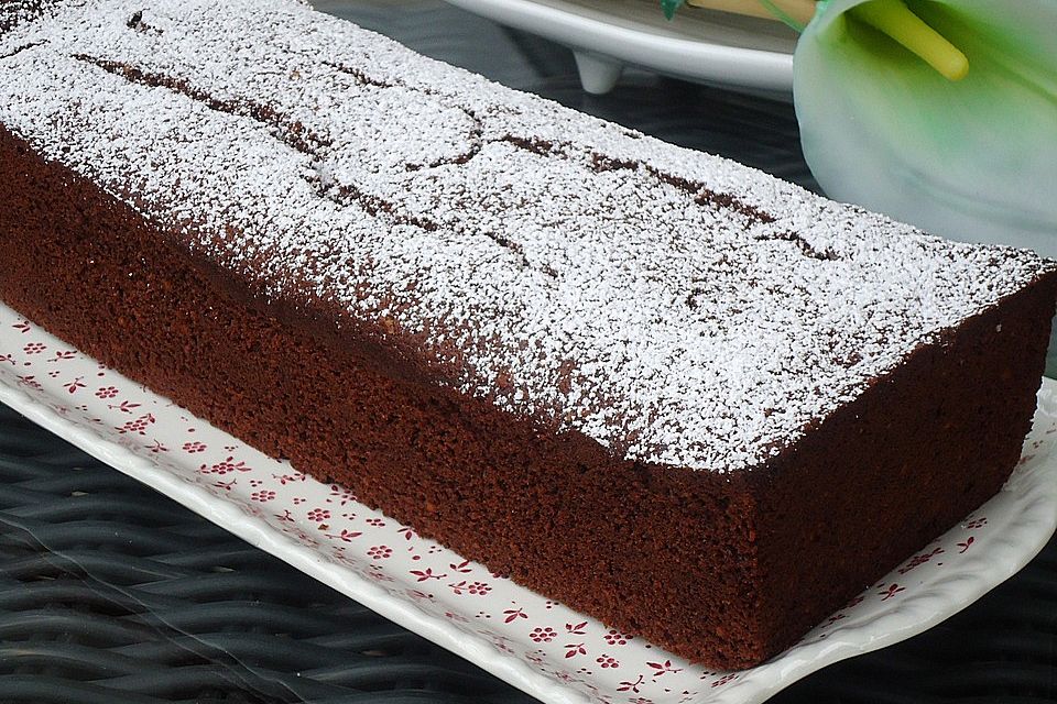 Glühweinkuchen mit gebrannten Mandeln Glühweinkuchen mit gebrannten Mandeln