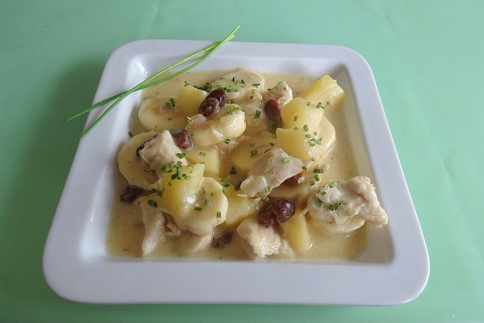 Currygeschnetzeltes mit Apfel und Banane