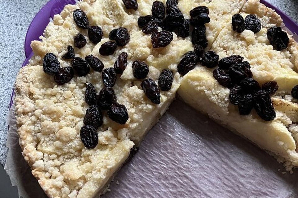 Apfel-Streusel-Kuchen mit Mürbteig