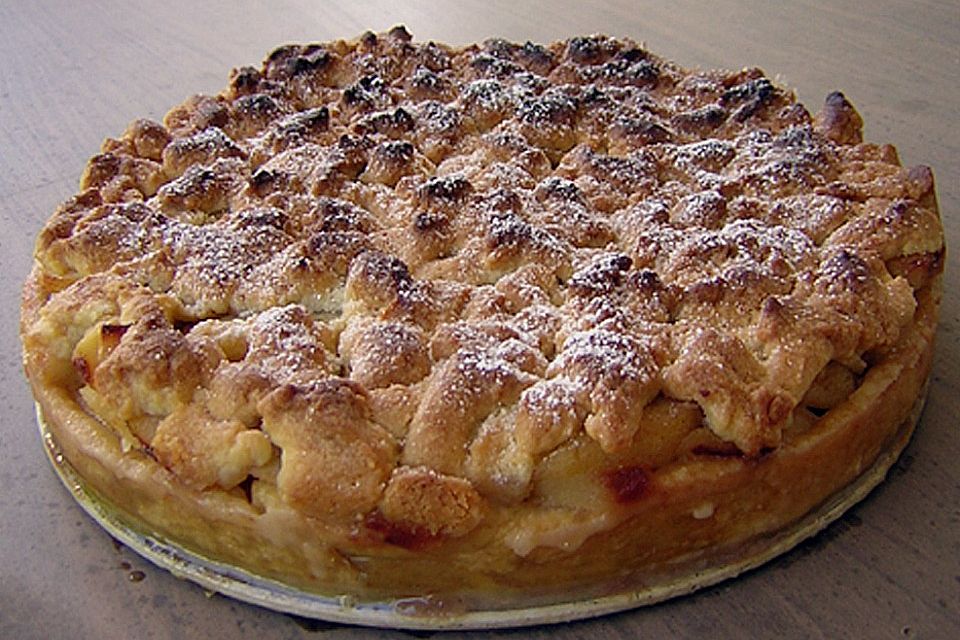 Apfel-Streusel-Kuchen mit Mürbteig