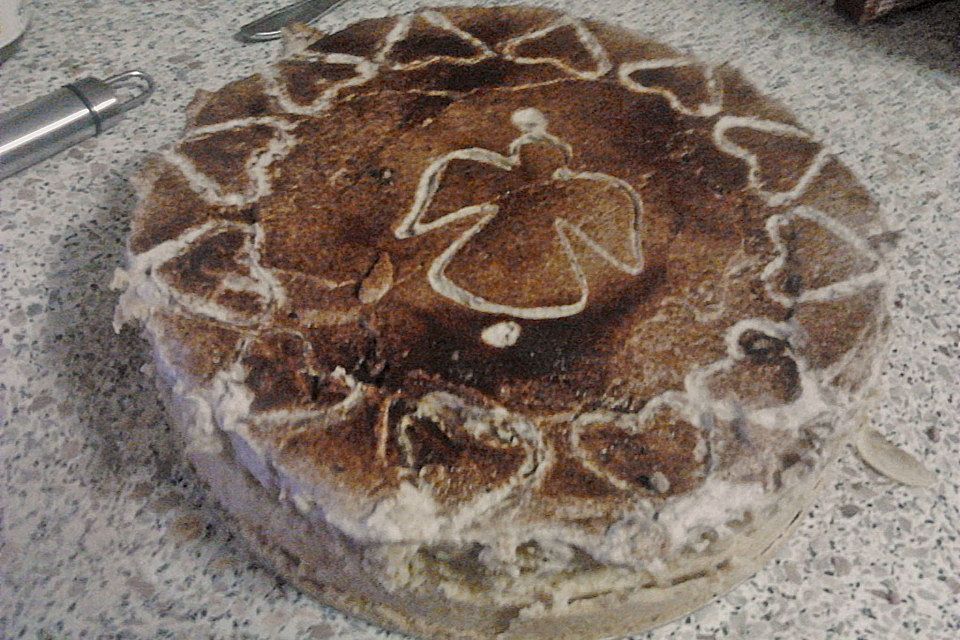 Apfelkuchen mit Sahne - Zimt - Haube