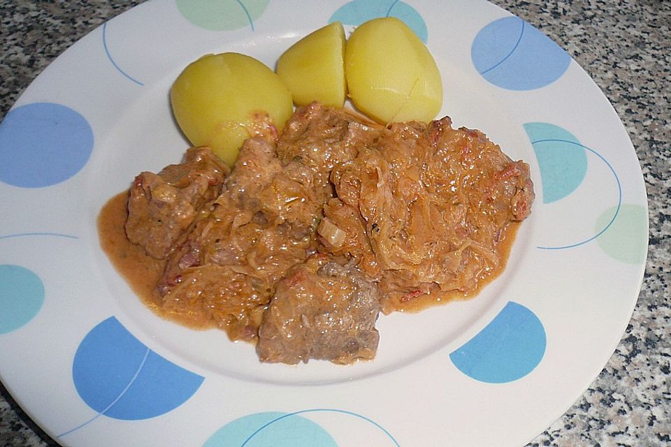 Gulasch Szegediner Art nach Rosinenkind