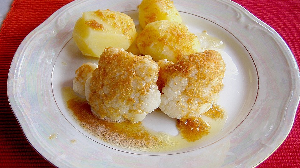 Blumenkohl mit Semmelbröseln von Shadowstar