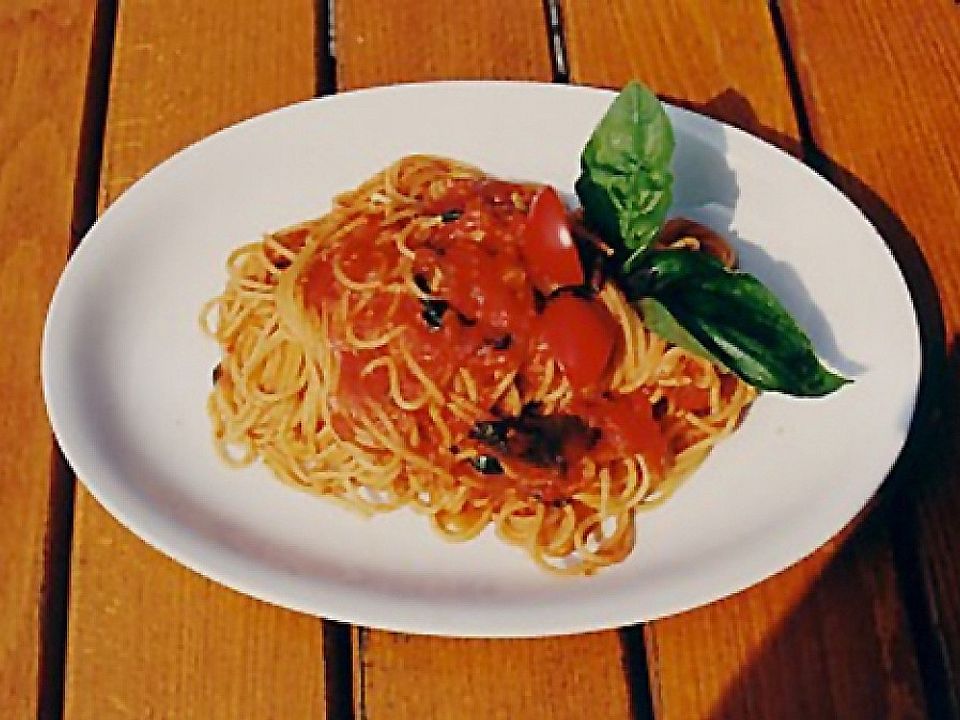 Spaghetti mit Tomatensoße von T.Biggi | Chefkoch
