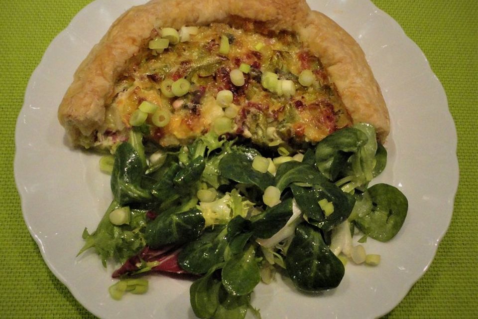 Lauchtorte mit Blätterteig Lauchtorte mit Blätterteig