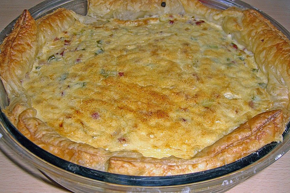 Lauchtorte mit Blätterteig Lauchtorte mit Blätterteig