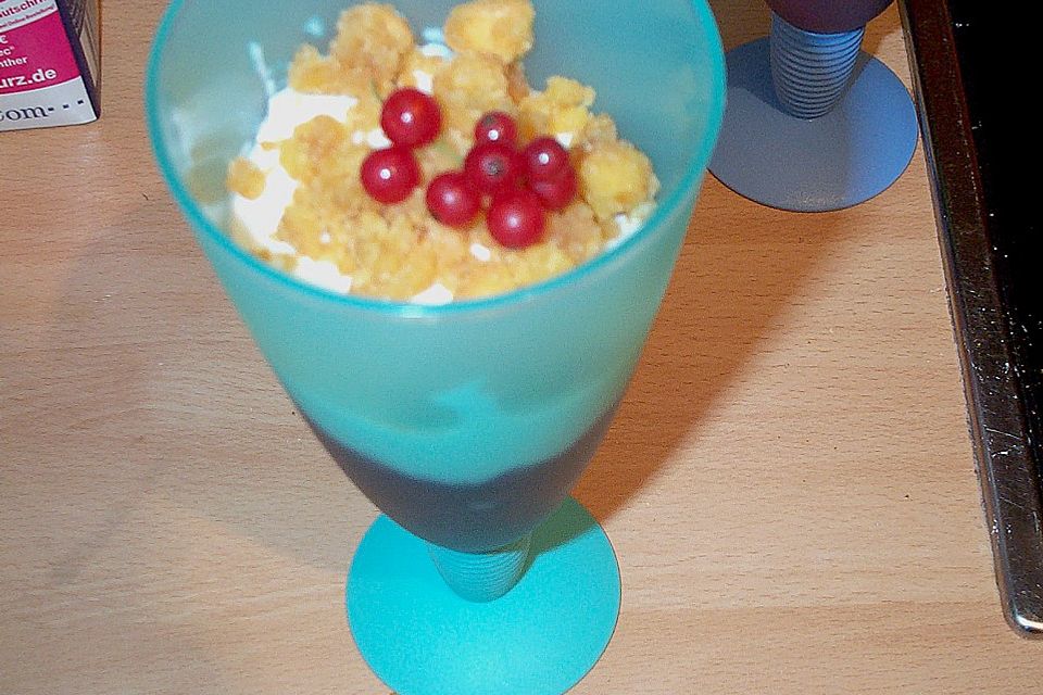 Johannisbeer - Quark - Becher