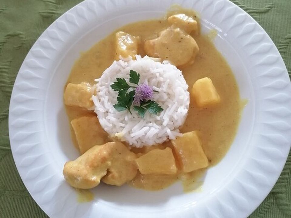 Hühnchen mit Bananen - Ananas - Currysauce von extremecooking| Chefkoch