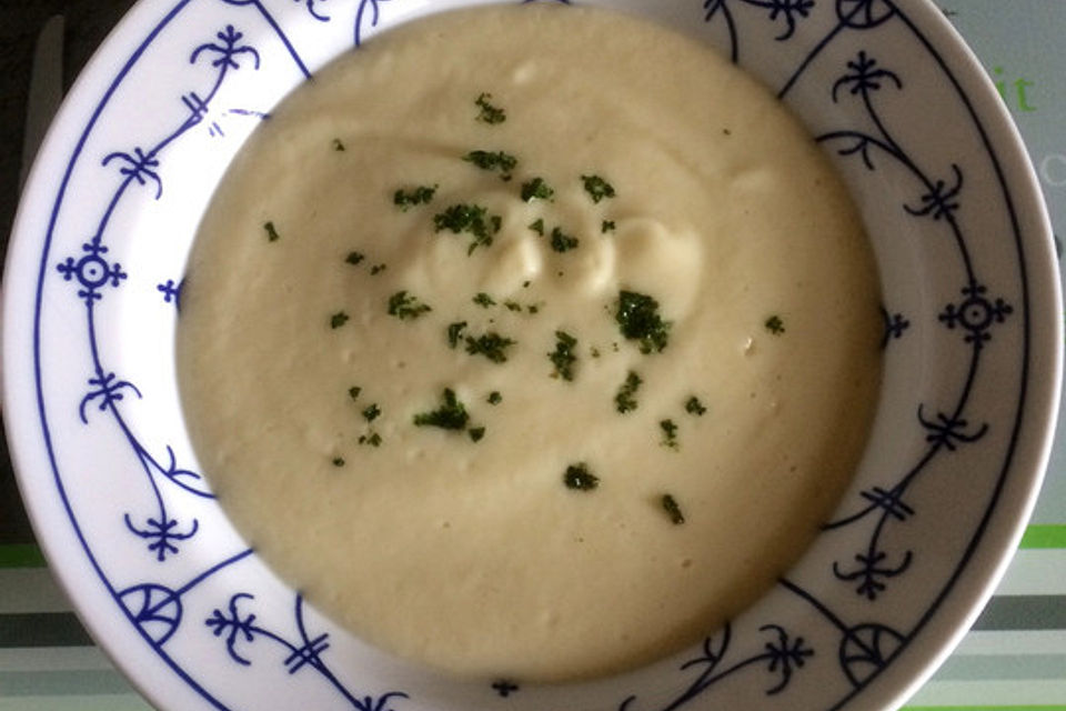 Blumenkohl - Käse - Suppe