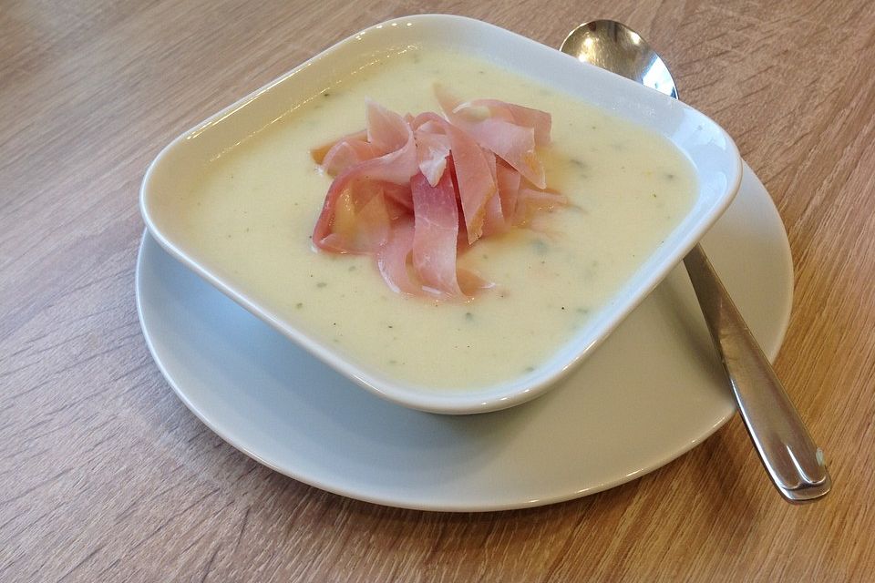 Blumenkohl - Käse - Suppe