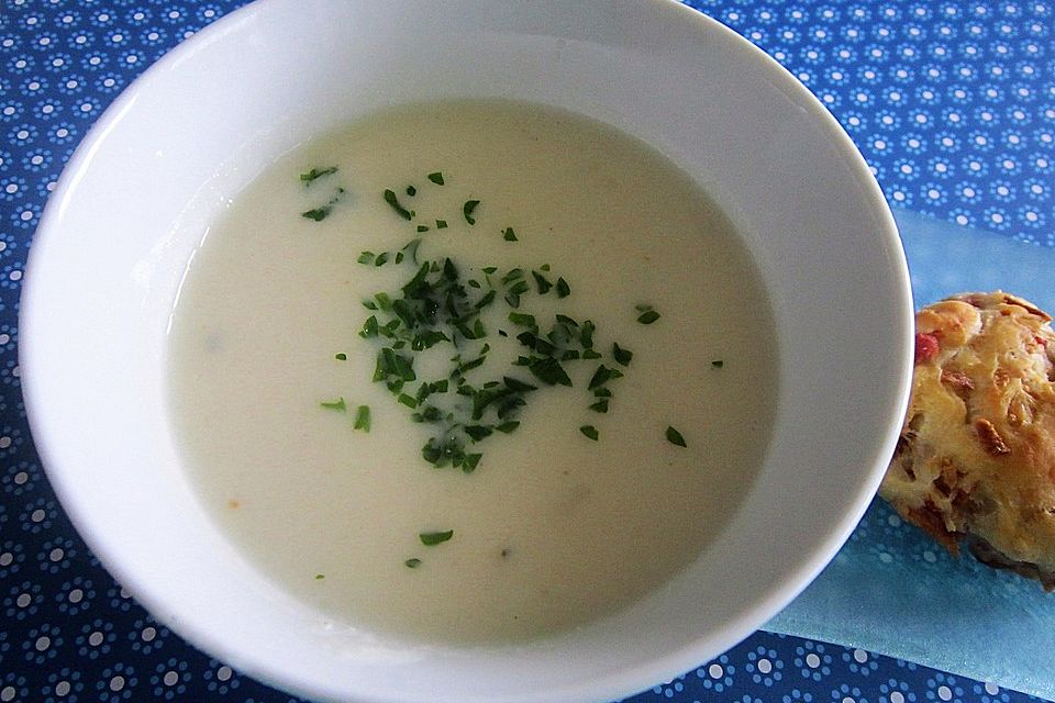 Blumenkohl - Käse - Suppe