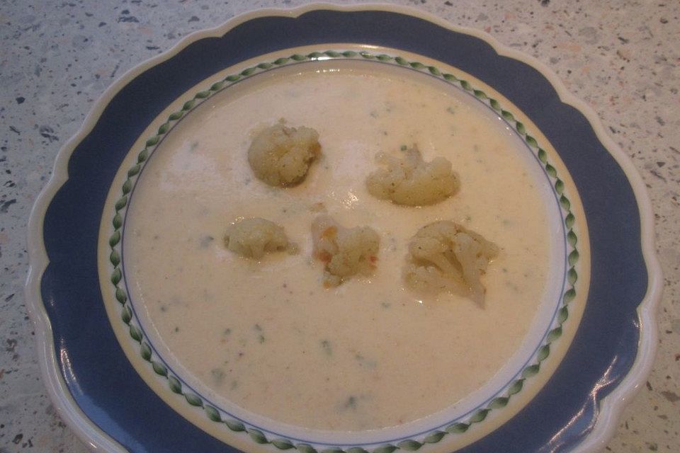 Blumenkohl - Käse - Suppe