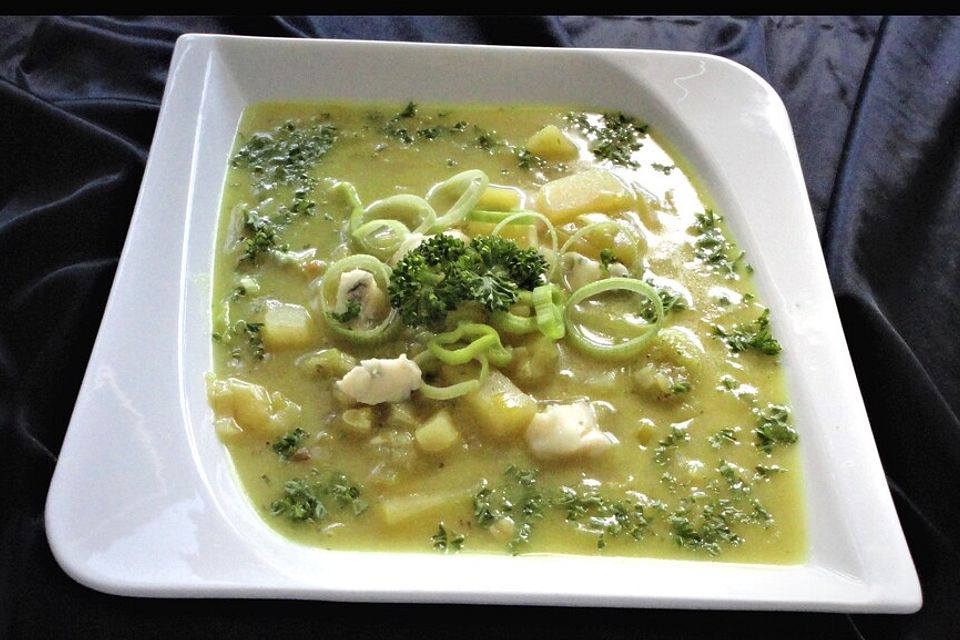 Kartoffel - Lauch - Suppe mit Gorgonzola