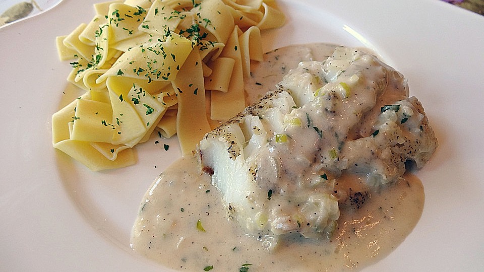 Pangasiusfilet mit Sahne - Knoblauch - Soße von ChaotY2k| Chefkoch