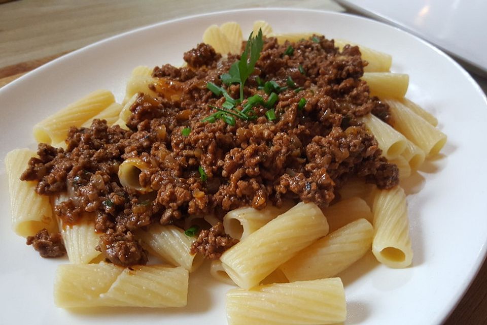 Hackfleisch - Sauce mit Oregano und Basilikum