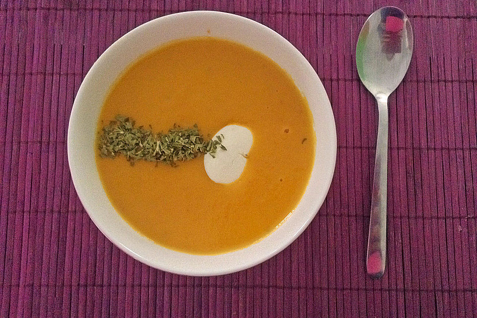 Feine Karottensuppe