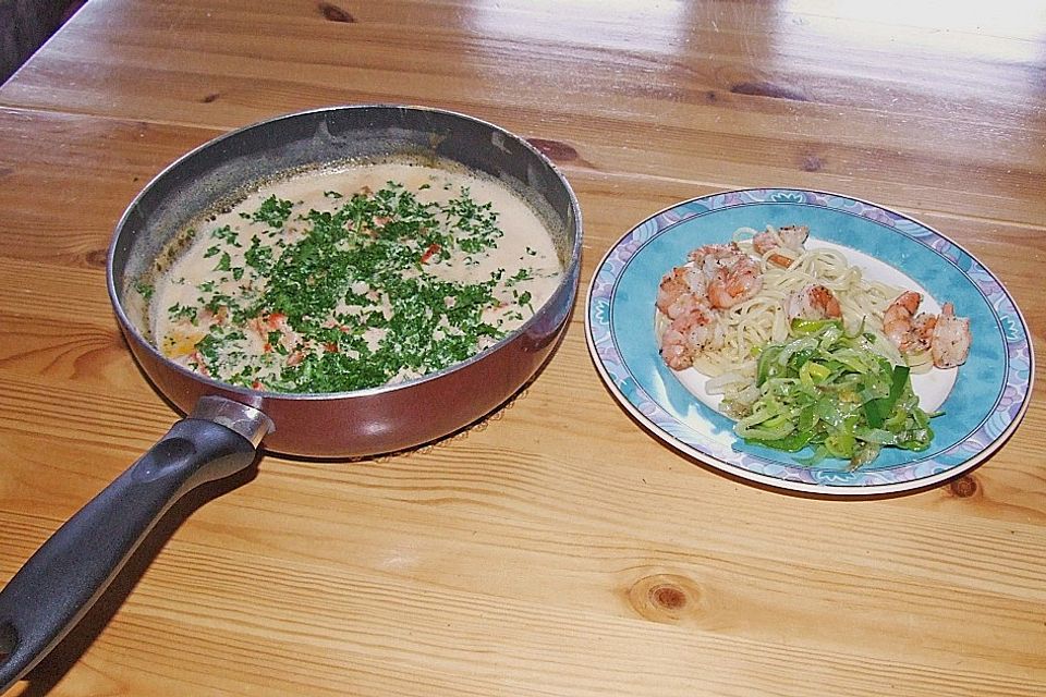 Spaghetti mit Scampi und Lauch/Porree - Gemüse