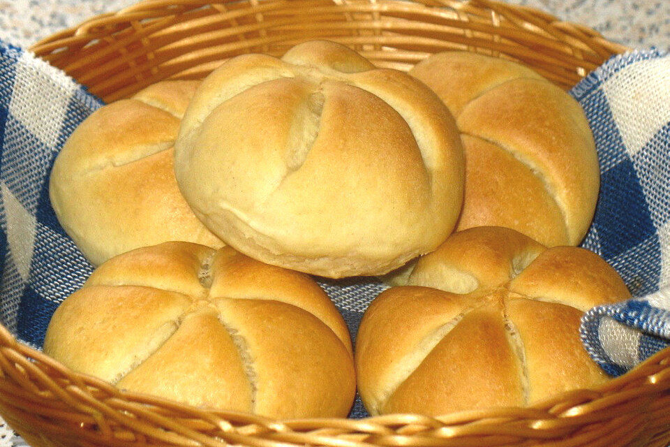 Buttermilchbrötchen