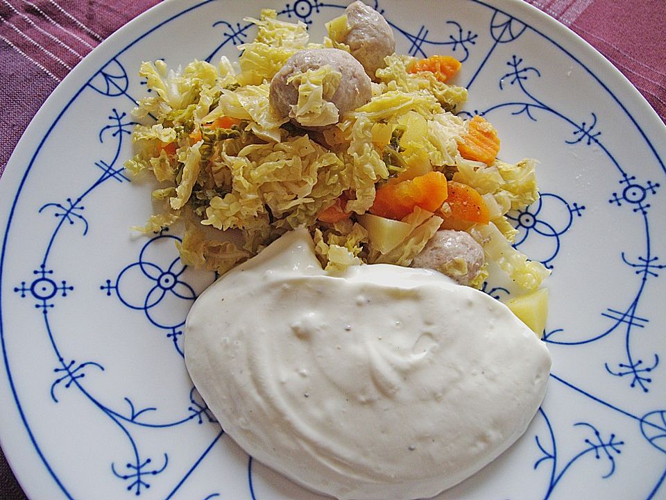Wirsing - Eintopf mit Hackbällchen und Knoblauch - Quark von nobody5452 ...