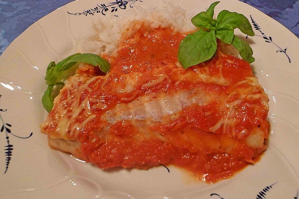 Fisch in Tomaten - Parmesan - Soße