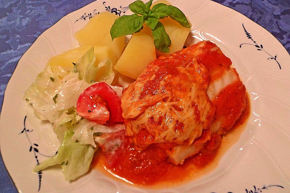 Fisch in Tomaten - Parmesan - Soße